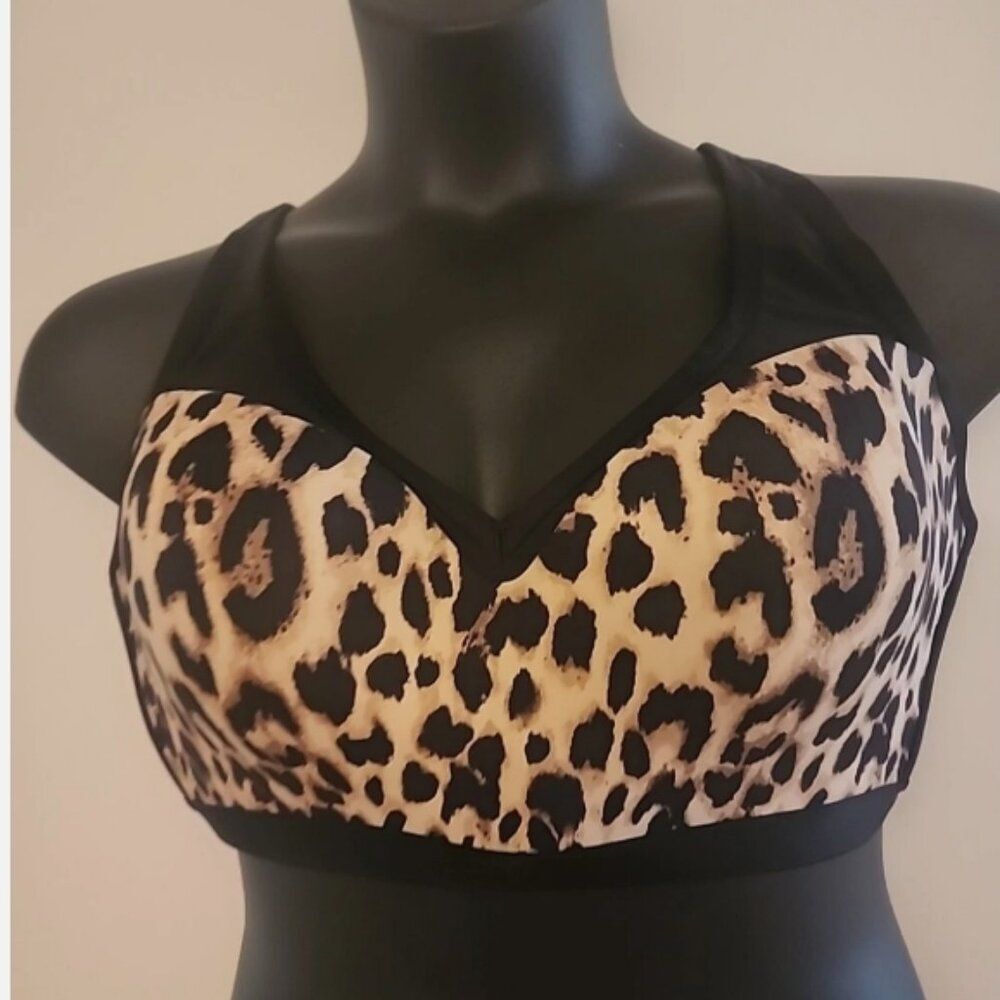 Victoria's Secret: Sports Bra